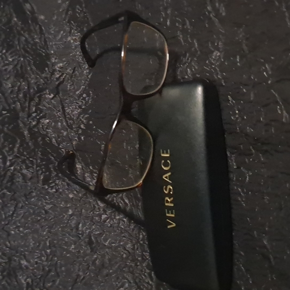 VERSACE Customized Case & Frames - Picture 3 of 10